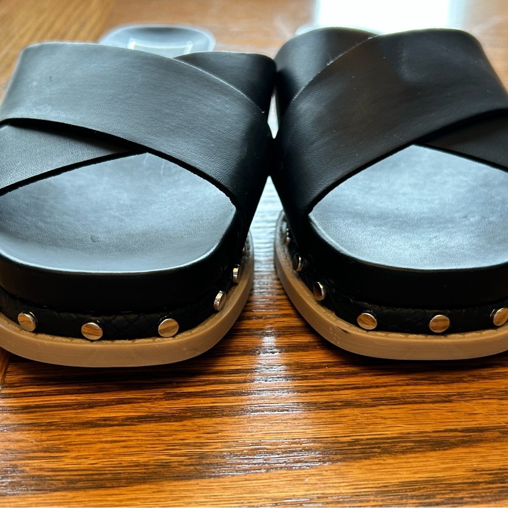 Dolce Vita Women’s Black Gracy Crisscross Slide Sandals Size 8 - Picture 3 of 12
